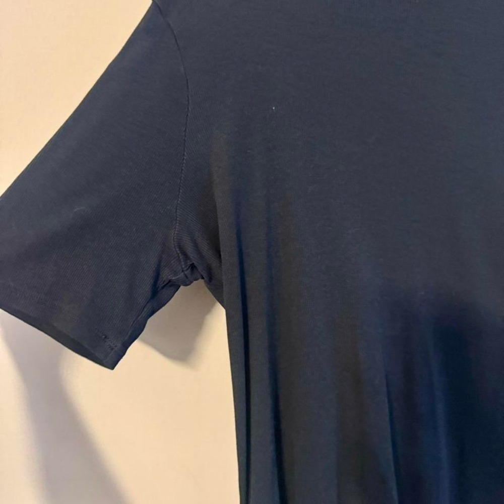 Black mock neck - Picture 2 of 8